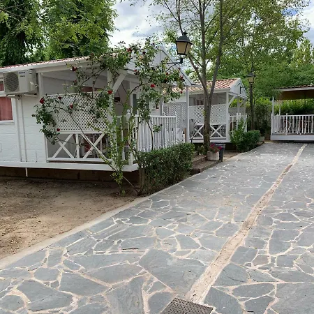 Bungalows & Albergue La Playa-2